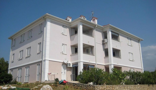 Holiday apartment with parking