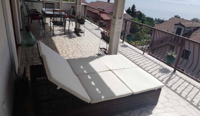 Holiday apartment with gorgeous sea view