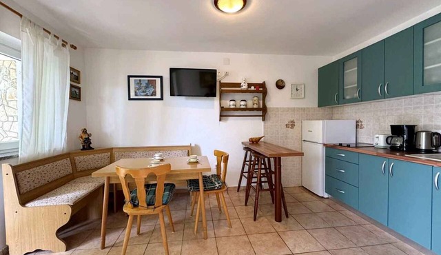 Holiday flat with terrace and air conditioning in Šilo