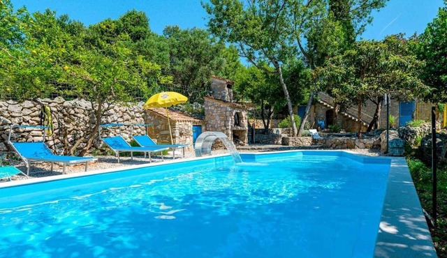 Holiday Home Boris - holiday house with swimming pool in Veli Lošinj