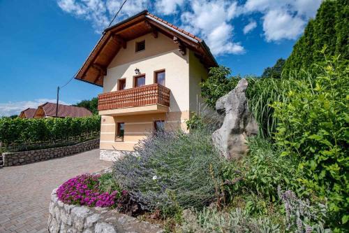 Holiday home in Dobrnic - Dolenjska & Bela krajina Unter- & Weißkrain 26093 in Trebnje