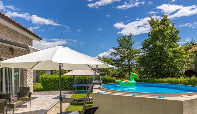 Holiday home Luna pool Kastav by Villas Guide
