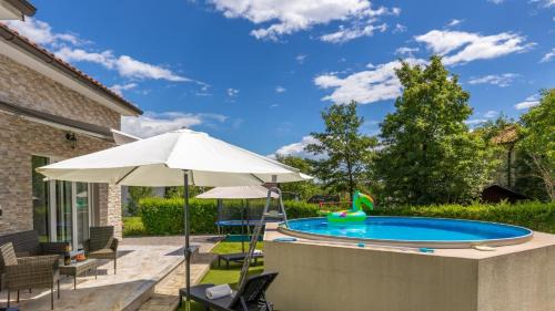 Holiday home Luna pool Kastav by Villas Guide in Kastav