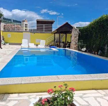 Holiday Home Manda - private pool in mountain near sea in Imotski