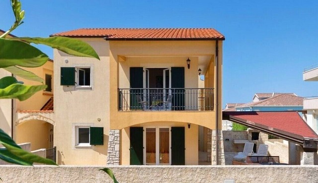 Holiday home Mario, (15716), Banjole, hr in Banjole