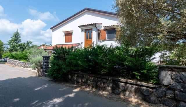 Holiday home Rožica by Villas Guide