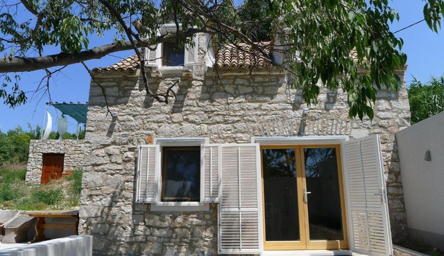 Holiday Home Vana in Zlarin