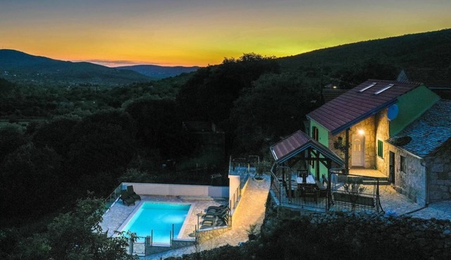 Holiday home Vrvilo- with a private pool and a playground