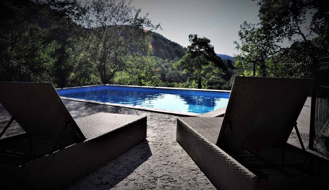 Holiday home with pool and barbecue facilities in Buzet