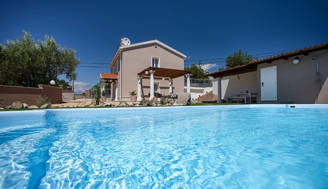 Holiday house Krk (Stadt) for 1 - 6 persons with 2 bedrooms - Holiday home