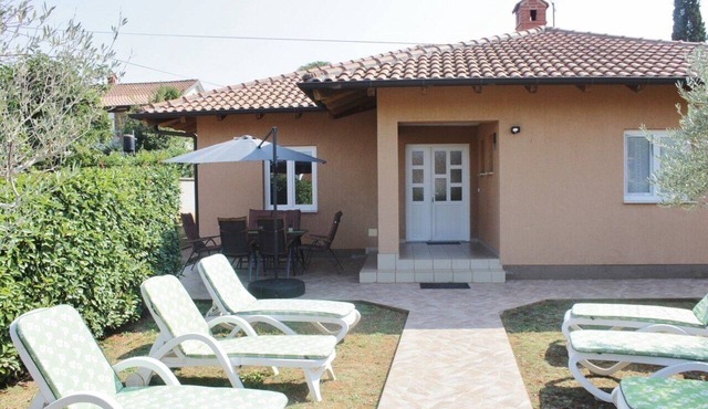 Holiday house with a parking space Bašanija, Umag (K-27221)