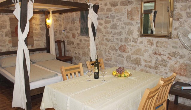 Homerez - Studio in Betina in Betina