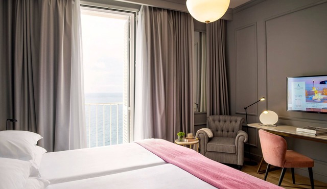 Hotel Excelsior