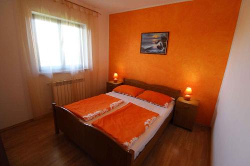 House and Apartments in Labin 8758