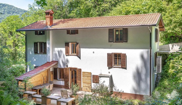 House By The Stream in Soča Valley - Happy Rentals in Kanal