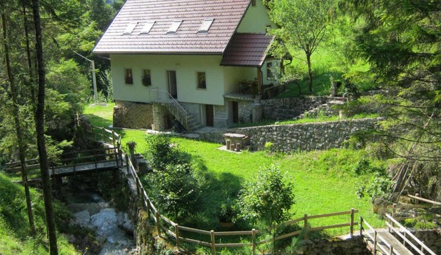 House Dolenja Trebuša in Tolmin