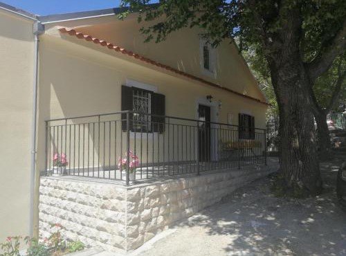 House Rukavina in Bakarac