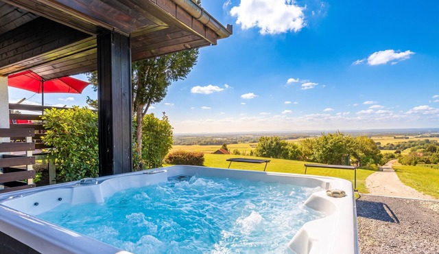 House VilAna: Jacuzzi, Garden & BBQ, Puconci, Slovenia in Puconci