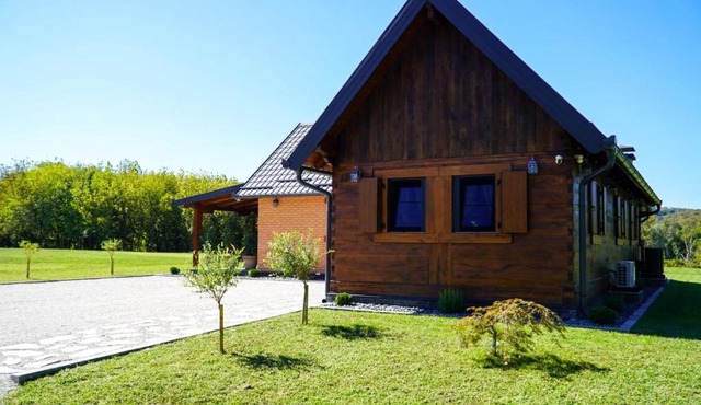 Imanje brodara Tome - Hot Tub Garden WiFi in Lekenik