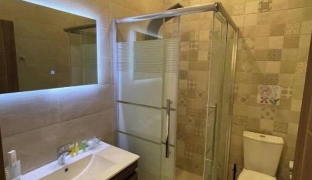 Jasmine flower hostel in Madaba
