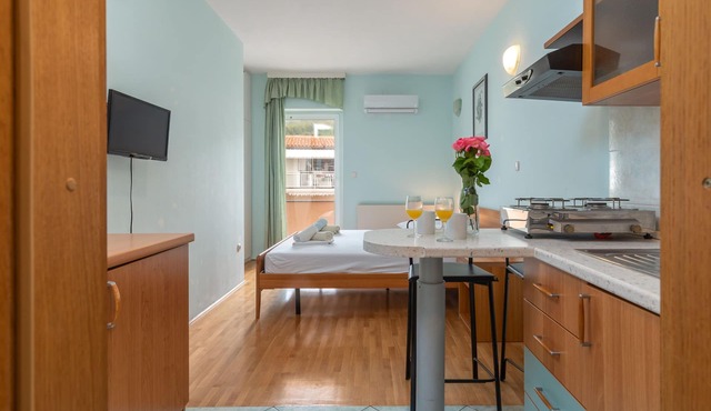 Jerkan 18 by Interhome in Podstrana