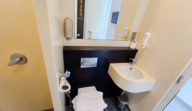 JOIN INN HOTEL Jebel Ali, Dubai (formerly easyhotel) in Dubai
