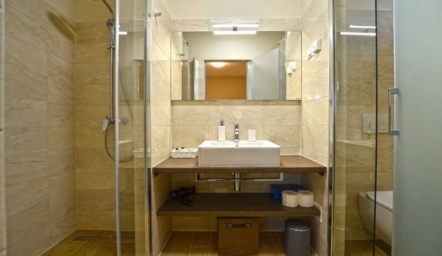 Juraga Room 1 with shared pool