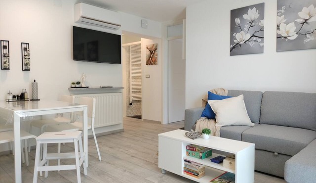 Ka6 Infinity Apartment-Vipava Valley - Cozy 1-bedroom in charming Ajdovščina, AC in Ajdovščina