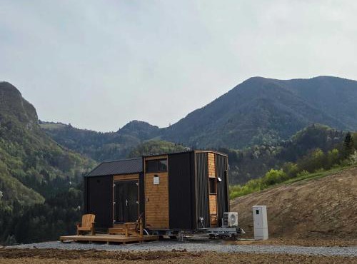 Lahod Tiny House by Tiny Away in Žalec