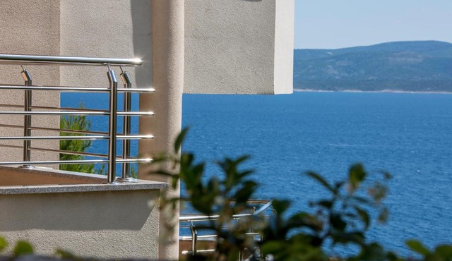 Larus-M apartments in Mimice