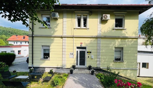 Lemonwood House in Postojna