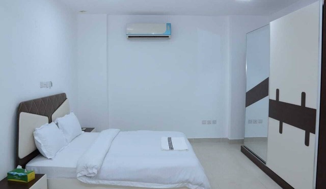 loban hotel apartment in Seeb