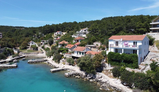 Lovely apartment for 5 guests with WIFI, TV, balcony and pets allowed