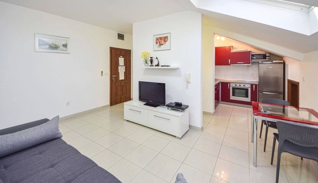 Lovely apartment for 4 guests with A/C, WIFI, TV, balcony and pets allowed in Dračeva Luka