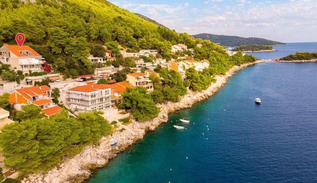Lovely apartment in Blato with house sea view in Blato