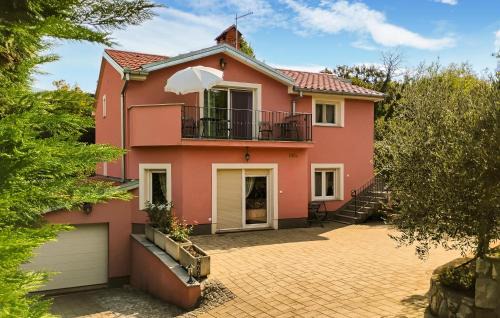 Lovely Apartment In Hreljin