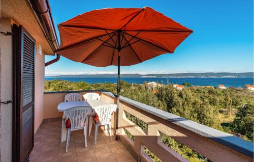 Lovely Apartment In Nevidane With House Sea View