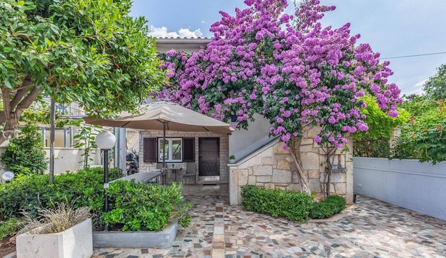 Lovely apartment in Pula with WiFi in Pula