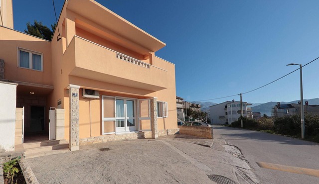 Lovely apartment in Split with WiFi in Split