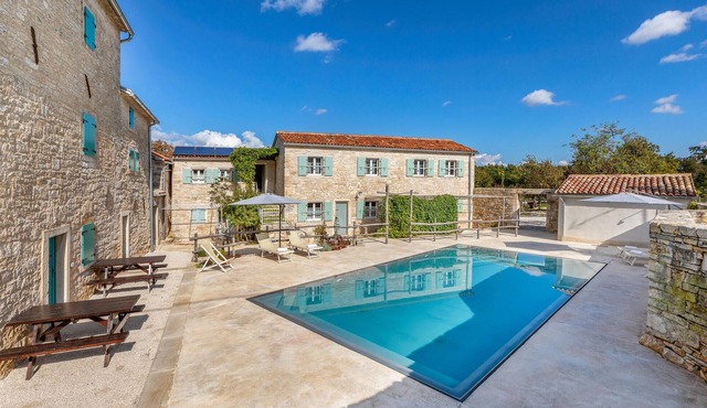 Lovely apartment in Zminj with swimming pool