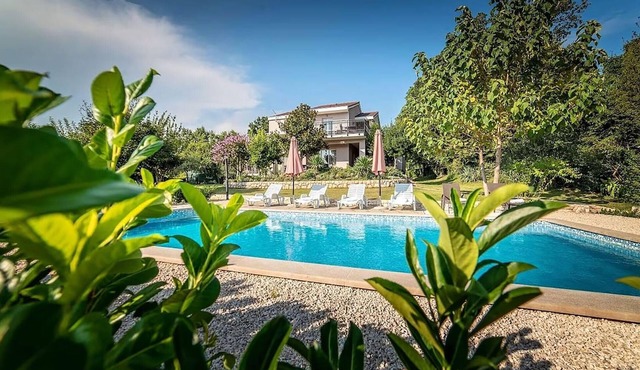 Lovely home in Donji Prolozac in Donji Prolozac