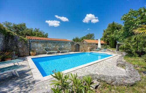 Lovely Home In Malinska With Wifi