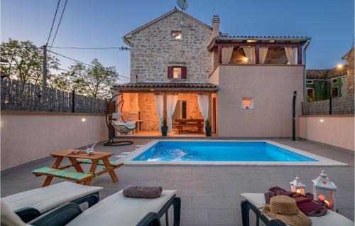 Lovely Home In Orbanici in Orbanići