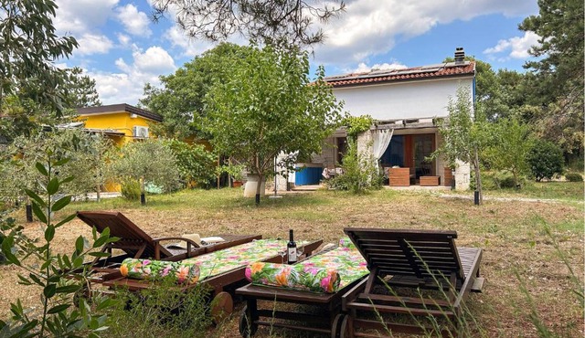 Lovely Home In Peroj With House A Panoramic View