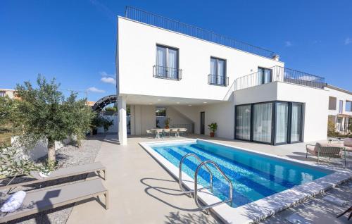 Lovely Home In Rogoznica