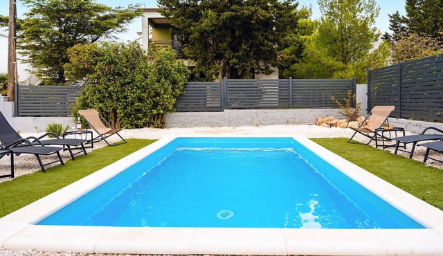 Lovely home in Seline