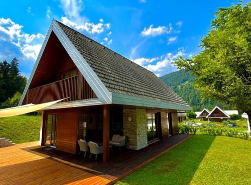 Lux Chalet - Sauna and Hot Tub in Topolšica