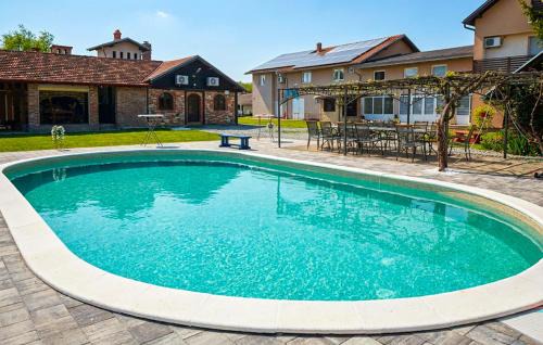Luxurious Home In Gornji Bogicevci With Sauna