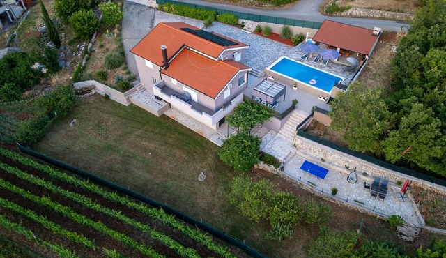 Luxurious home in Drum in Drum