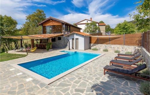 Luxurious Home In Lisac